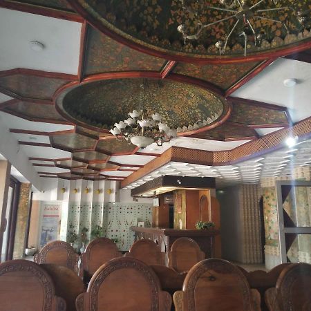 Hotel Shah Abbas Srinagar (Jammu and Kashmir) Exterior photo